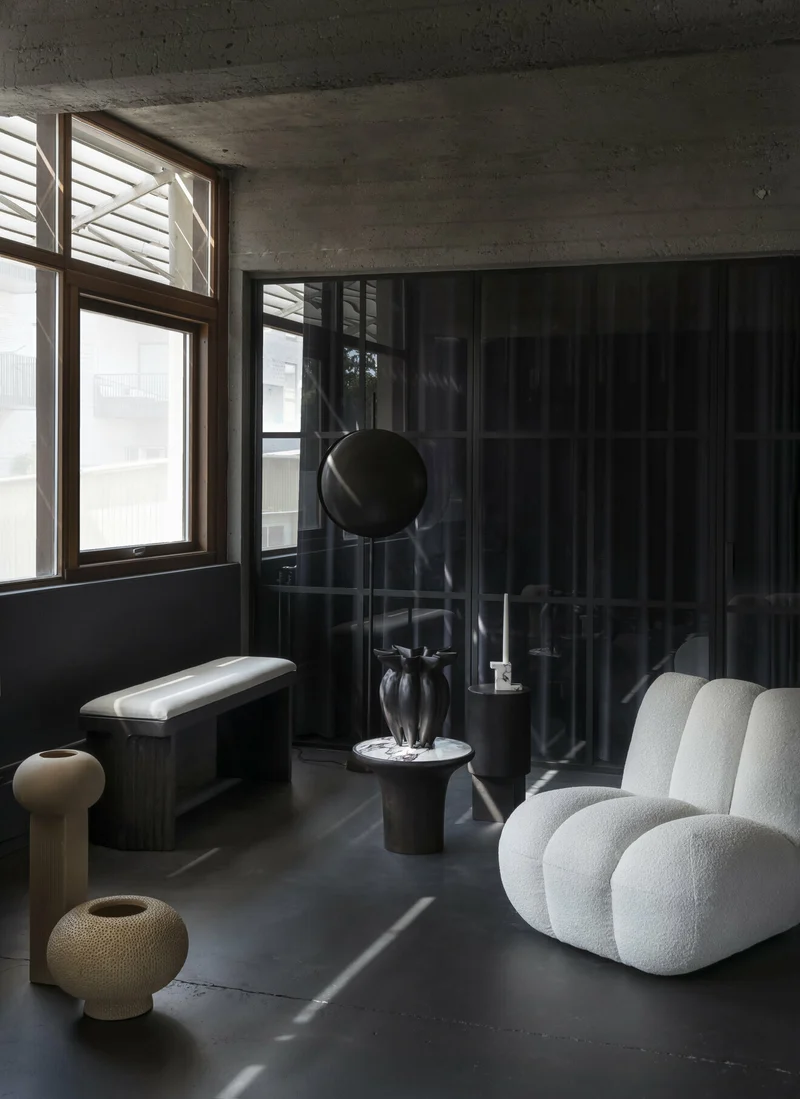 Banc en béton noir café 120 x 35 cm Arc - 101 Copenhagen