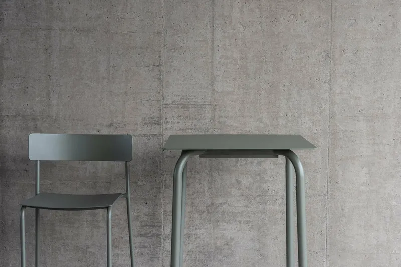 Chaise de bar en aluminium vert August - Serax