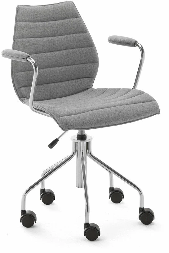 Chaise grise à roulettes avec accoudoirs Maui Soft Noma - Kartell