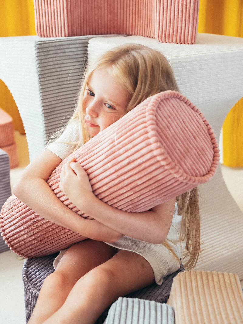 Pouf fauteuil en velours côtelé rose 80 x 70 cm - Wigiwama