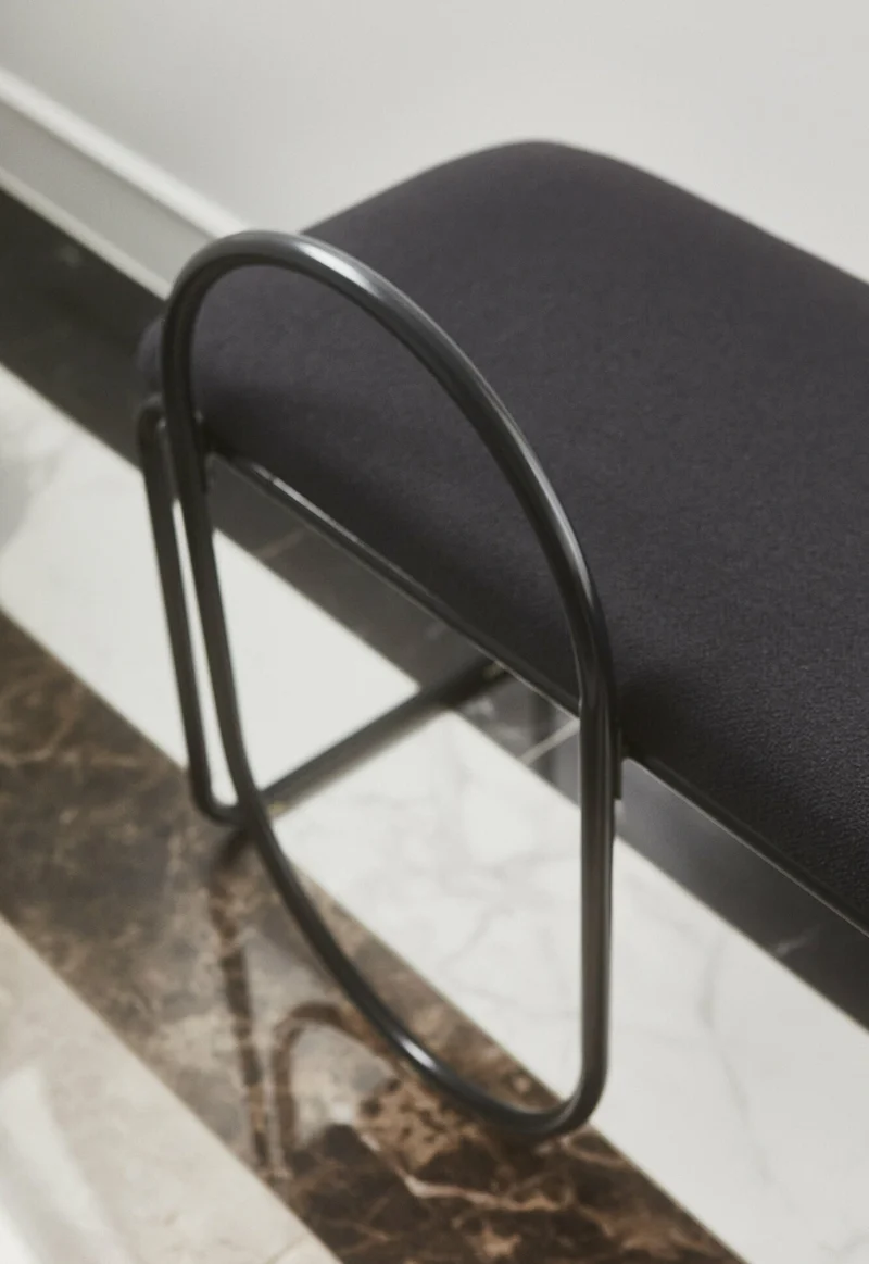Banc en bouclé gris anthracite 110 x 39 cm Angui - AYTM