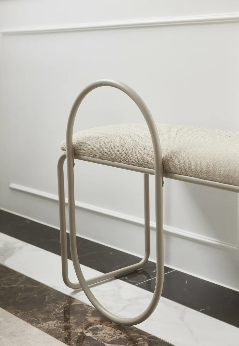 Banc en bouclé taupe 110 x 39 cm Angui - AYTM