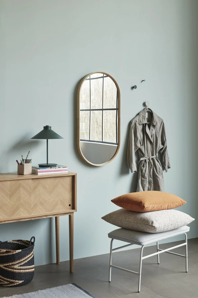 Banc avec pieds en acier couleur gris Mist - Hübsch