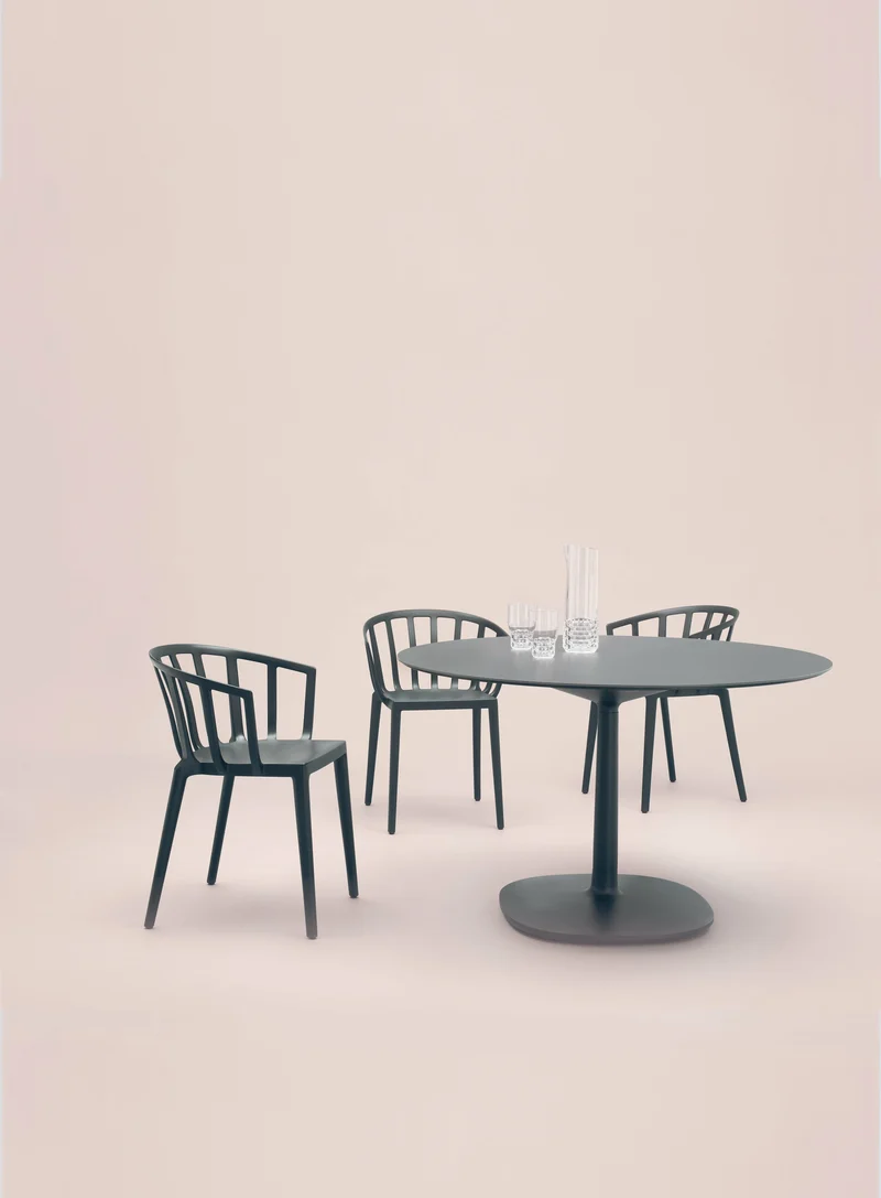 Chaise noire mat Venice - Kartell