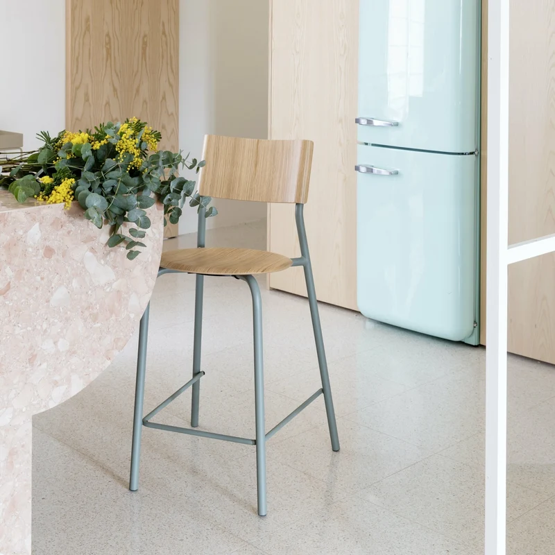 Chaise de bar en chêne et acier gris eucalyptus 65 cm SSD - TIPTOE