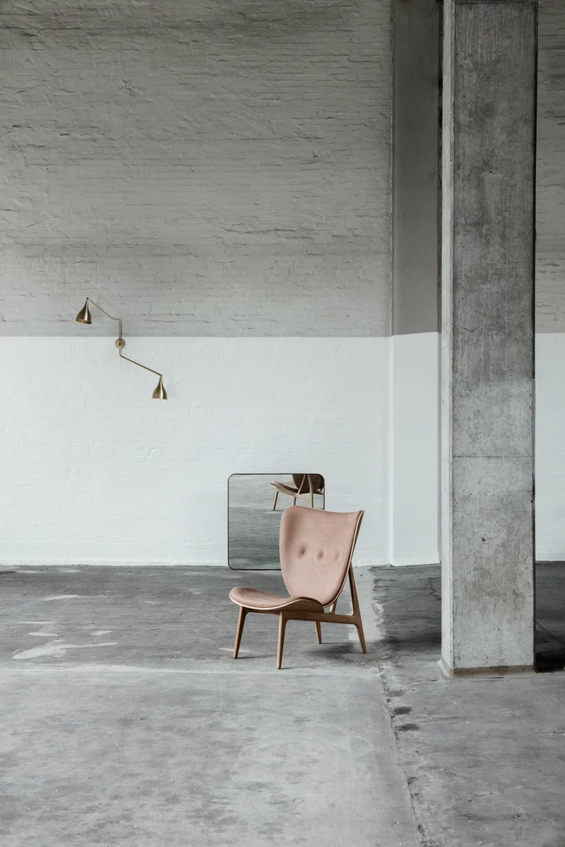 Fauteuil lounge en chêne naturel avec rembourrage en cuir camel Elephant - NORR11
