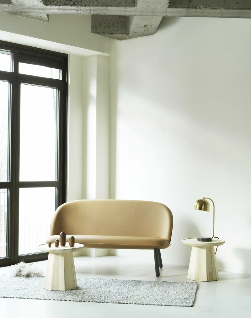 Canapé en cuir noir et pieds en chêne noir 145 cm Ace - Normann Copenhagen