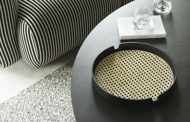 Plateau en bouleau et rotin noir 35 cm Salon - Normann Copenhagen