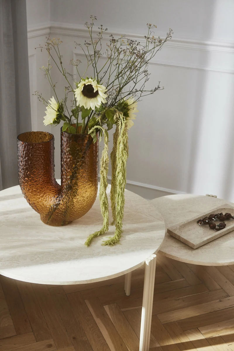 Table basse ronde en acier beige et travertin 35 x 60 cm Tribus - AYTM