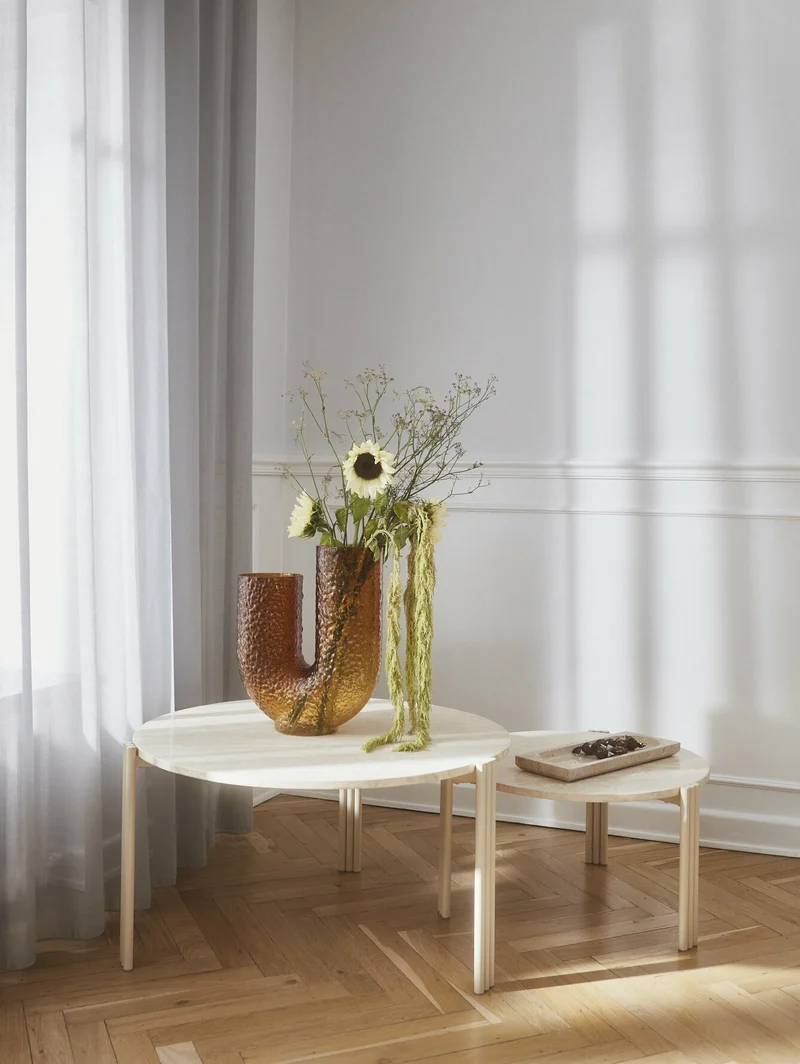 Table basse ronde en acier beige et travertin 45 x 80 cm Tribus - AYTM