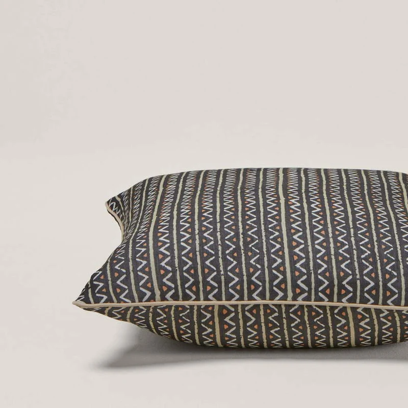 Housse De Coussin Malia Blanc Et Noir - Madura