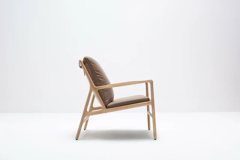 Fauteuil en chêne et cuir stone Dedo easy chair - Gazzda