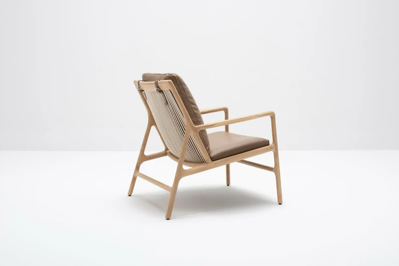 Fauteuil en chêne et cuir stone Dedo easy chair - Gazzda