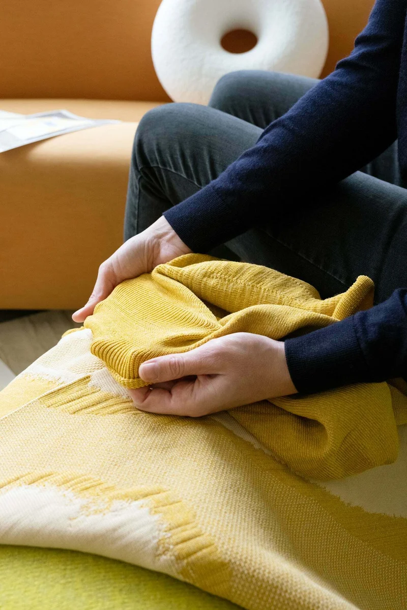 Pouf Sulfur Yellow Boa - Hem