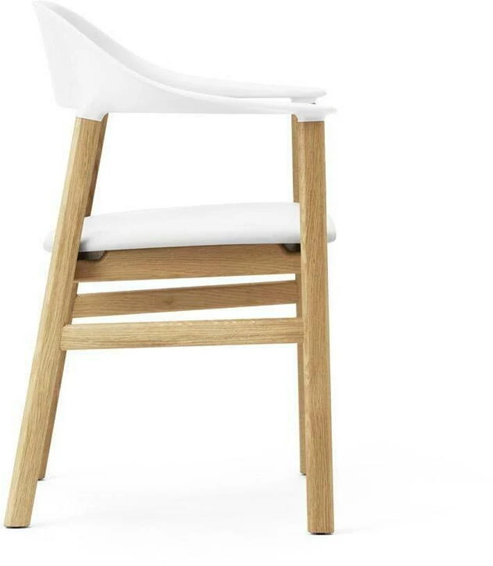 Chaise avec accoudoirs en chêne et cuir blanc Herit Spectrum Leather blanc - Normann Copenhagen