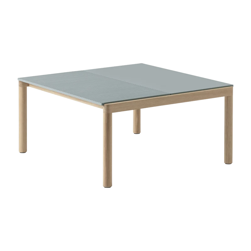 Table basse en grès bleu pâle wavy et chêne naturel 85 x 80 cm Couple - Muuto