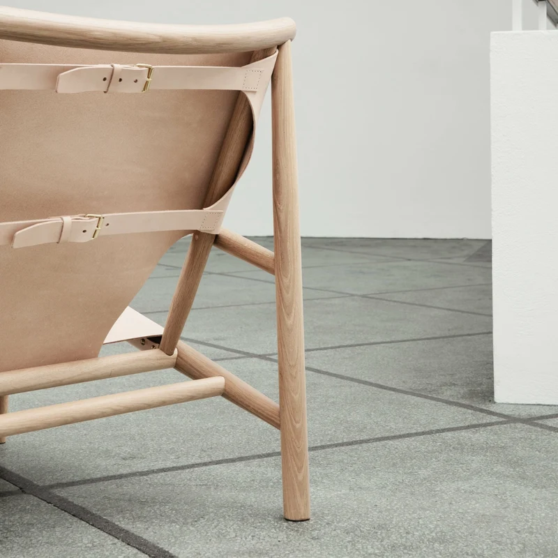 Fauteuil en chêne et cuir naturel Samurai - NORR11