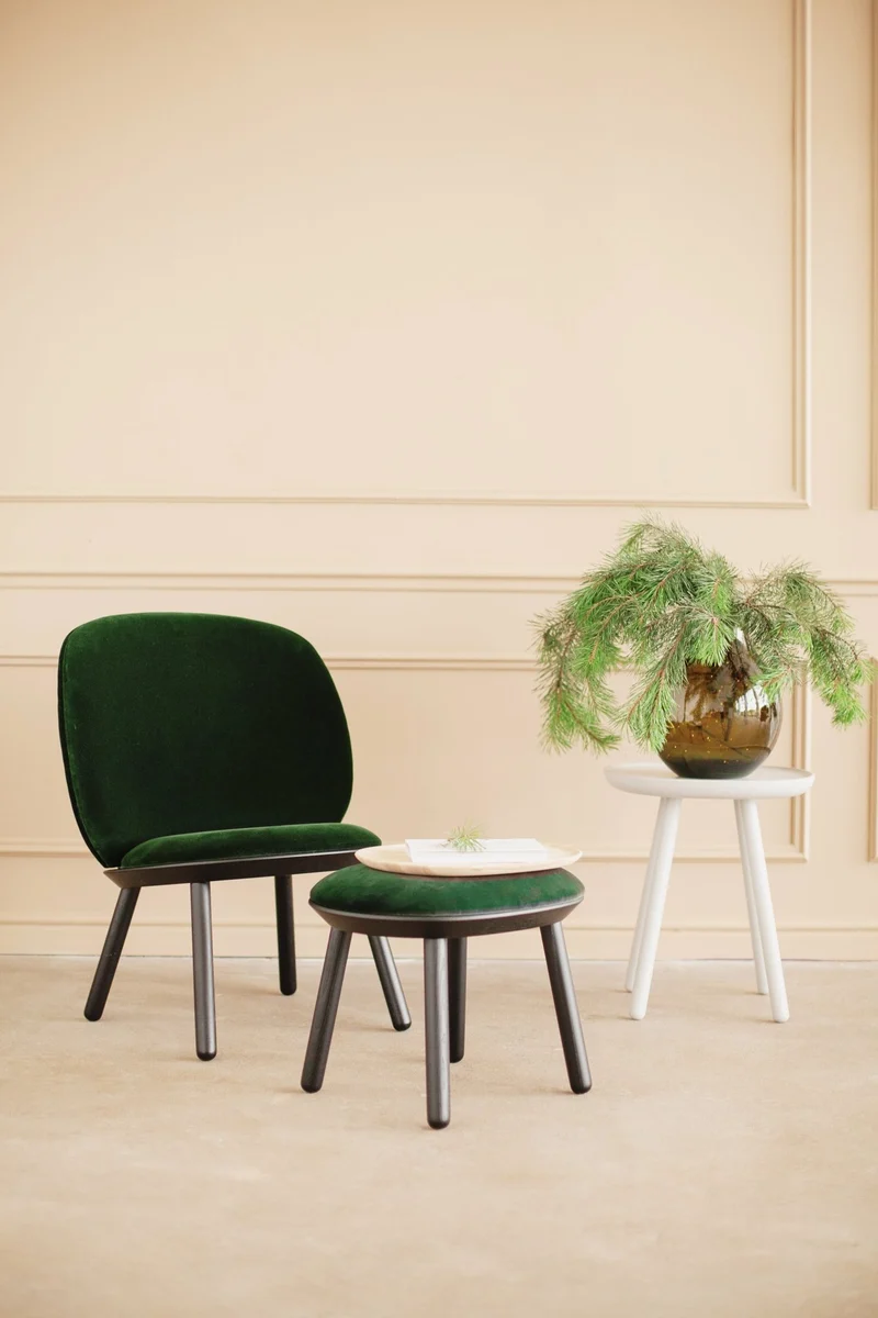 Tabouret en frêne et tissu beige Naïve - Emko