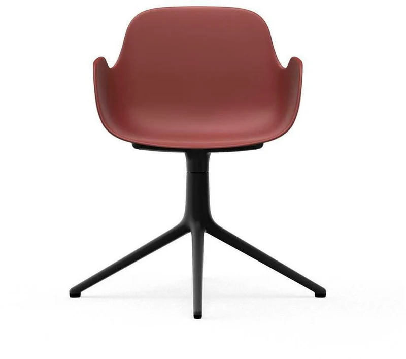 Chaise de bureau avec accoudoirs en polypropylene rouge et base noire Swivel 4L rouge - Normann Copenhagen