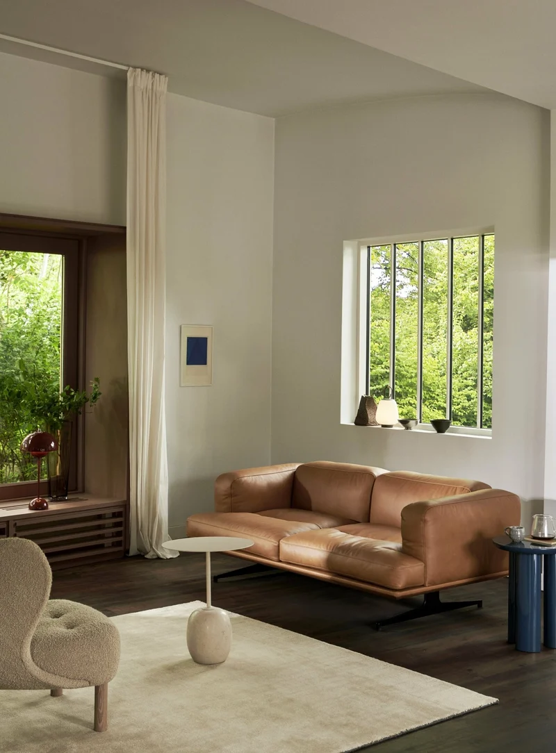 Canapé 2 places en cuir cognac Inland AV22 - &tradition