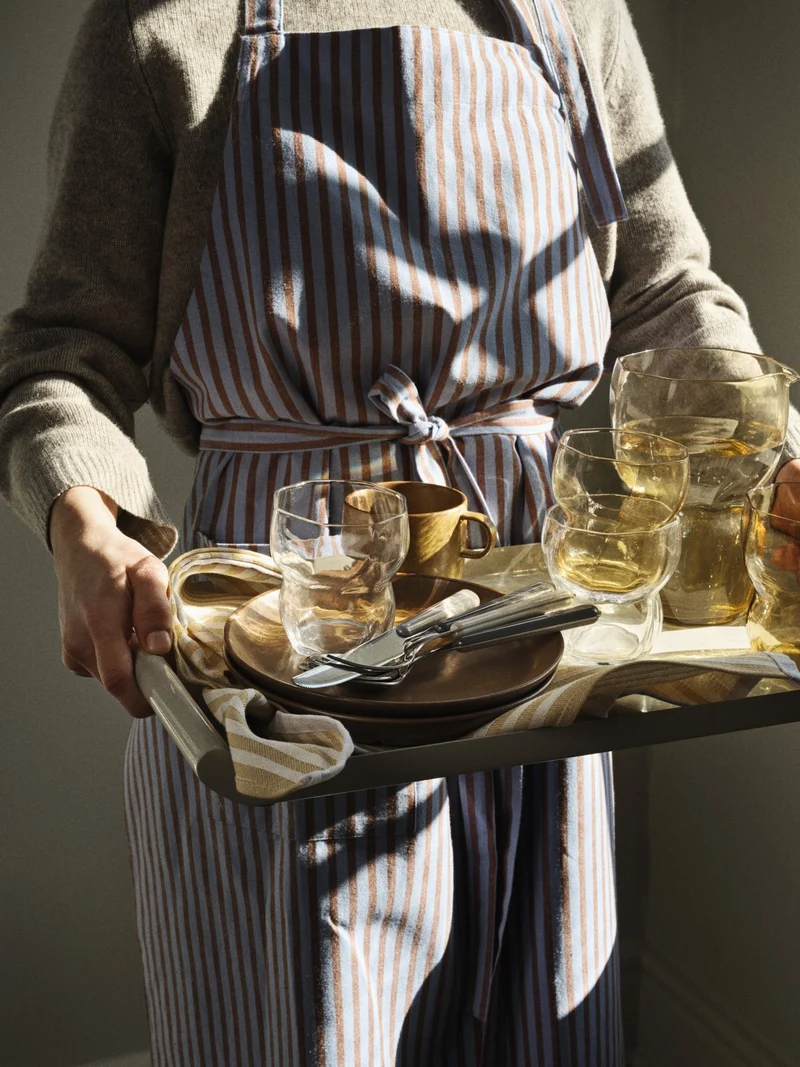 Plateau gris clair en fer Charlie - Broste Copenhagen