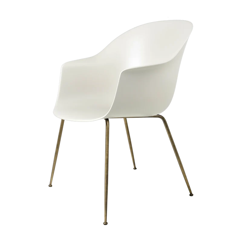 Chaise blanche en laiton vieilli Bat - Gubi