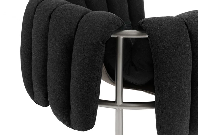 Fauteuil lounge en coton anthracite et acier Puffy - Hem