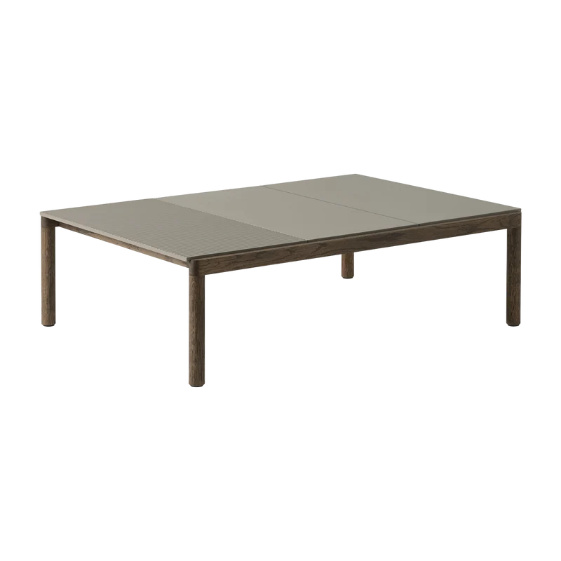 Table basse en grès taupe wavy et chêne foncé 85 x 120 cm Couple - Muuto