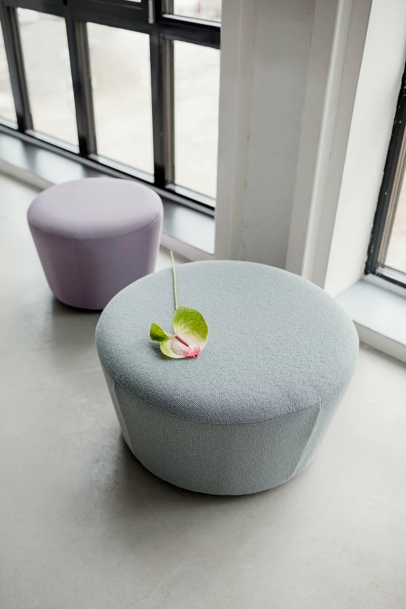 Pouf large en tissu vert Naïve - Emko