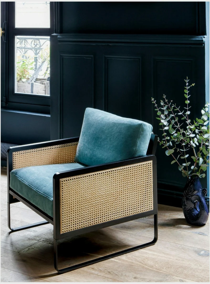 Fauteuil en bois noir et velours bleu canard Cannage - RED Edition