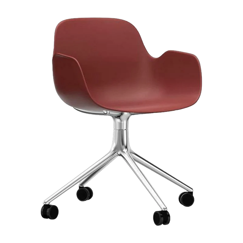 Chaise de bureau à roulettes avec accoudoirs en polypropylene rouge Swivel 4W rouge - Normann Copenhagen