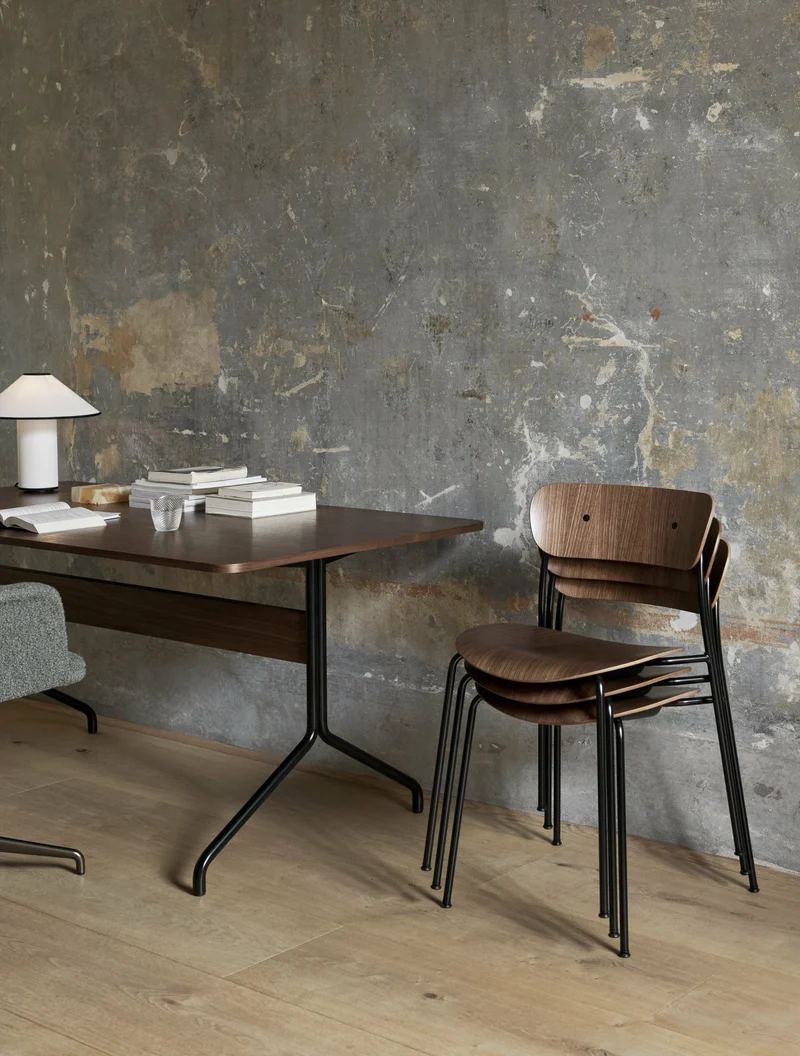 Table à manger minimaliste en chêne noir et chrome 160x90 cm Pavilion AV18 - &tradition