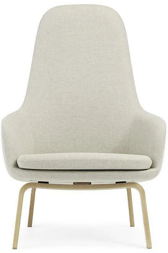 Fauteuil haut avec pieds en chêne et assise en tissu beige Era - Normann Copenhagen