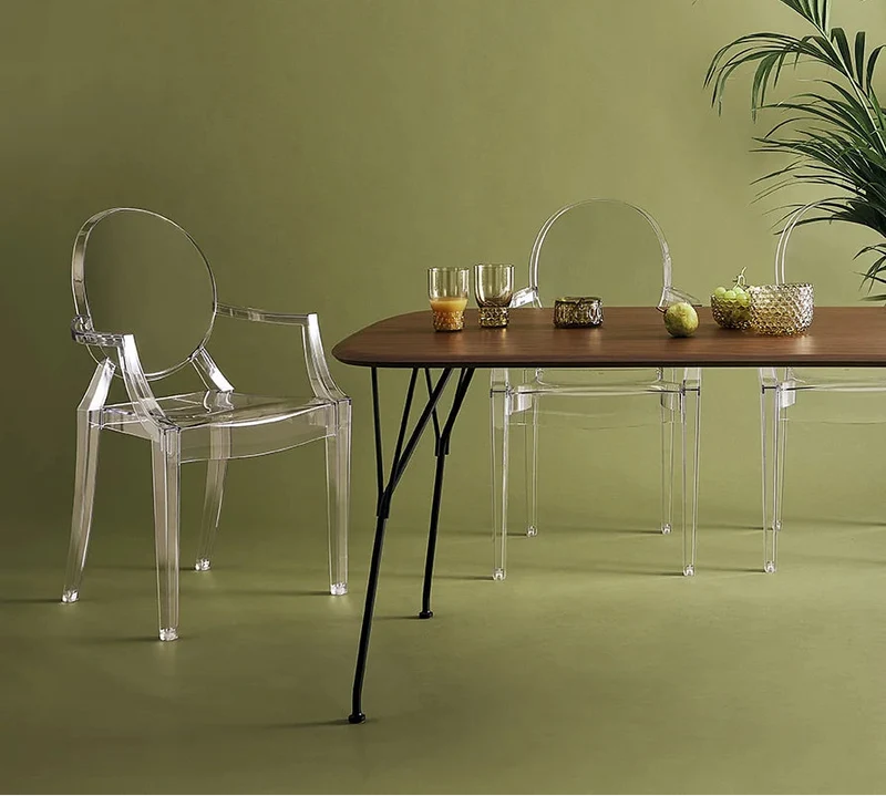2 Chaises avec accoudoirs Cristal matériau responsable Louis Ghost - Kartell