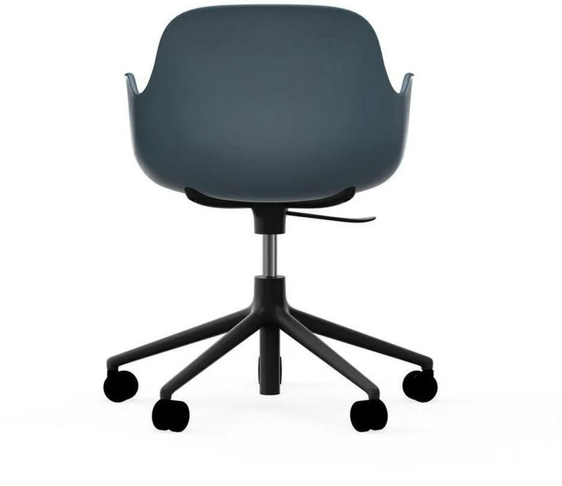 Chaise de bureau réglable à roulettes avec accoudoirs en pp bleue Swivel 5W bleu - Normann Copenhagen