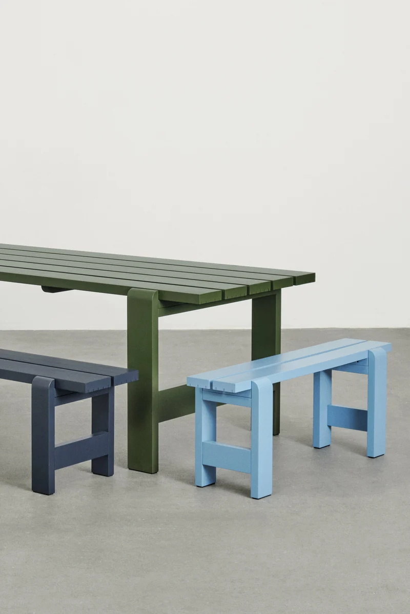 Banc en pin laqué bleu azure 111 x 23 x 45 cm Weekday - Hay