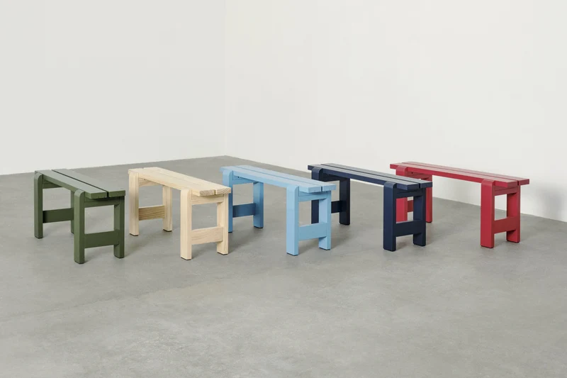 Banc en pin laqué bleu azure 111 x 23 x 45 cm Weekday - Hay