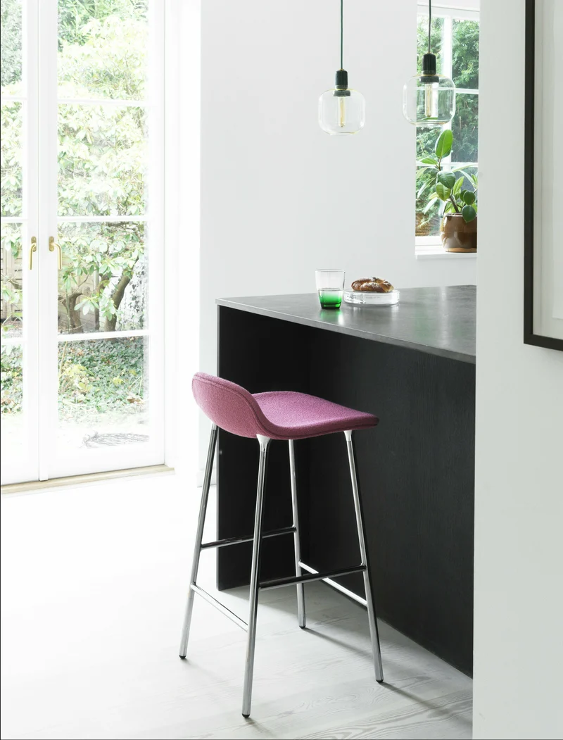 Tabouret de bar en chrome et pp vert 75 cm Form - Normann Copenhagen