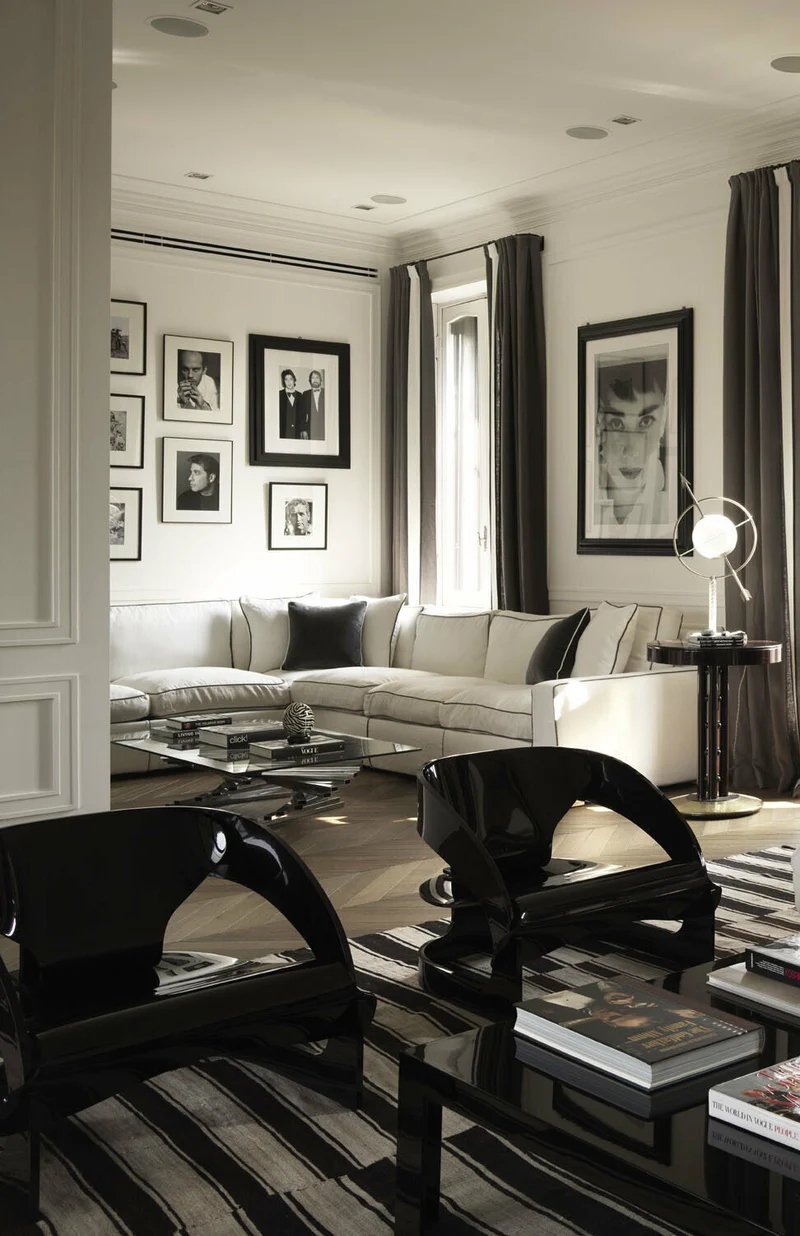 Fauteuil noir Joe Colombo - Kartell
