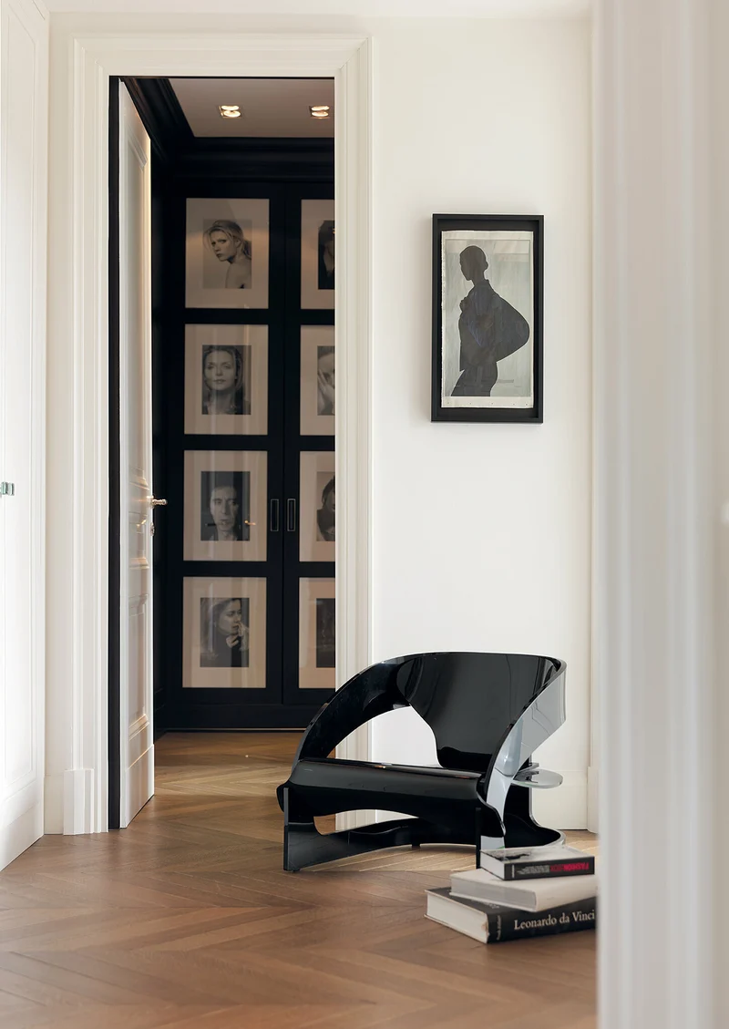Fauteuil noir Joe Colombo - Kartell