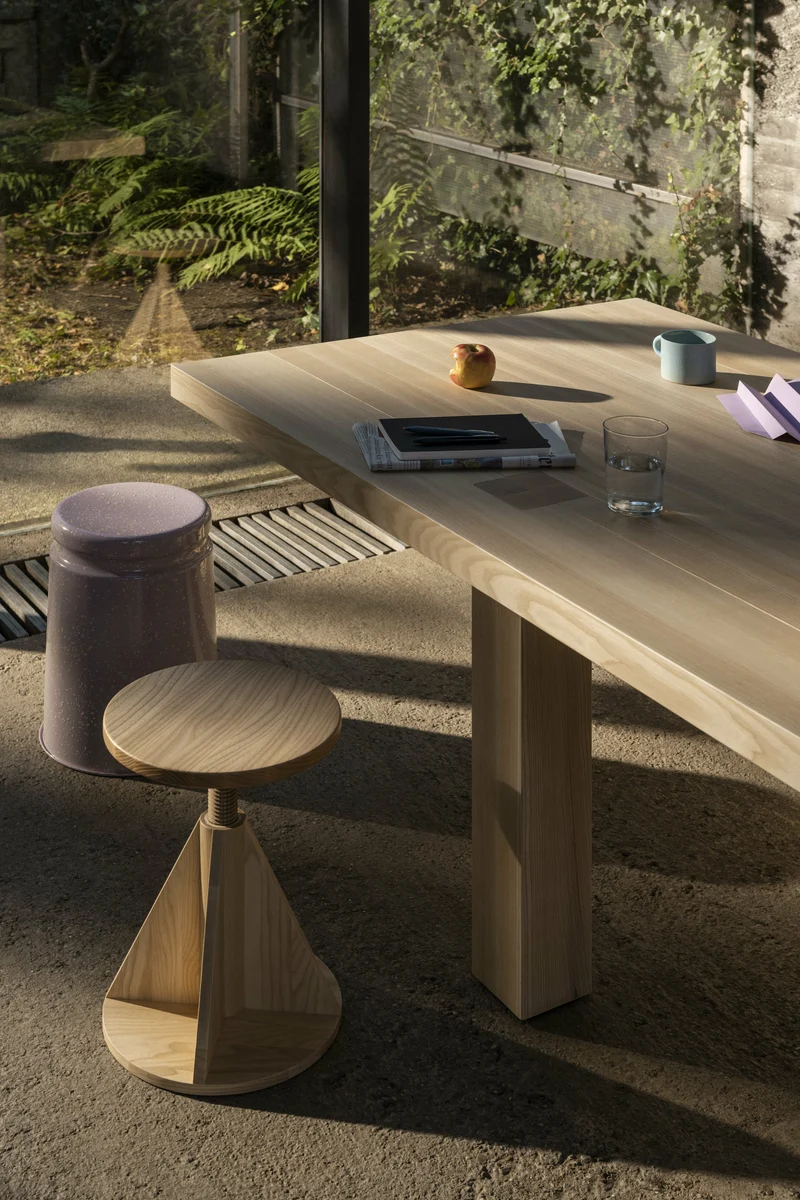 Tabouret en bois de frêne 36 cm Rocket - Hem