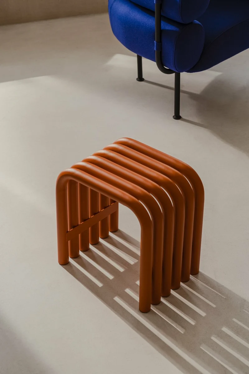 Tabouret en acier écorce d'orange Nokk - noo.ma