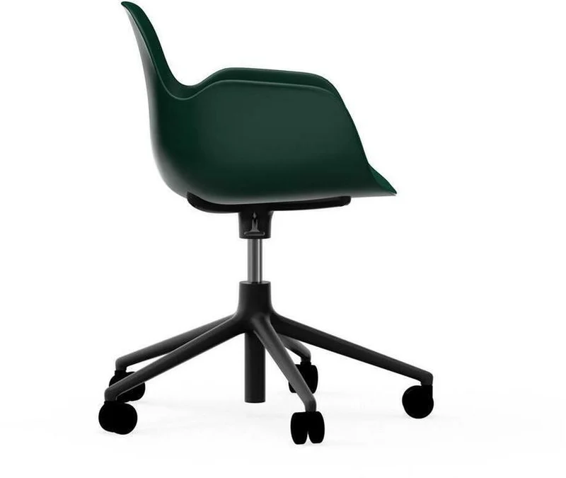 Chaise de bureau réglable à roulettes avec accoudoirs en pp verte Swivel 5W vert - Normann Copenhagen
