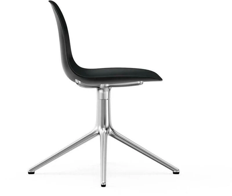 Chaise de bureau en polypropylène noire Swivel 4L noir - Normann Copenhagen