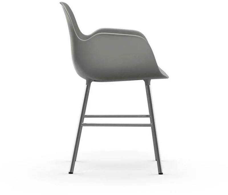 Chaise avec accoudoirs en chrome et pp gris Form - Normann Copenhagen