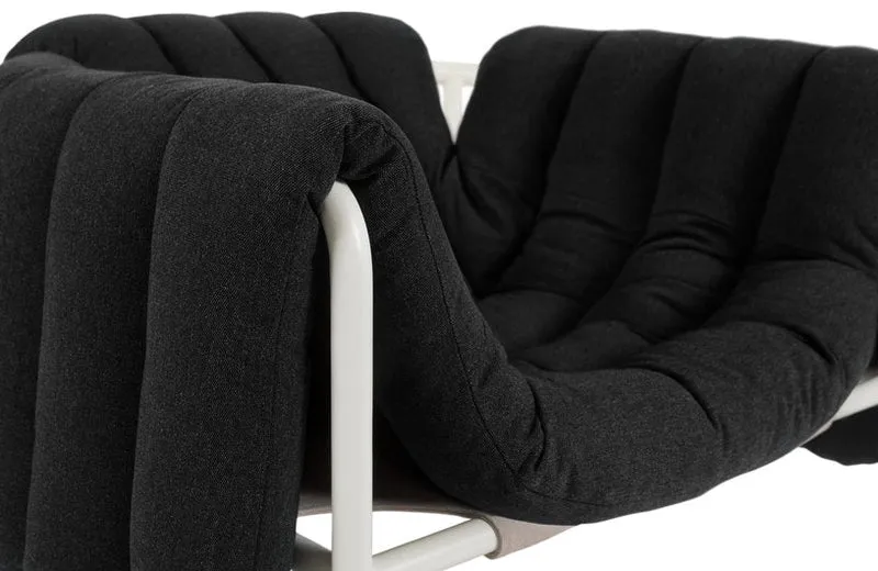 Fauteuil lounge en coton anthracite et acier crème Puffy - Hem