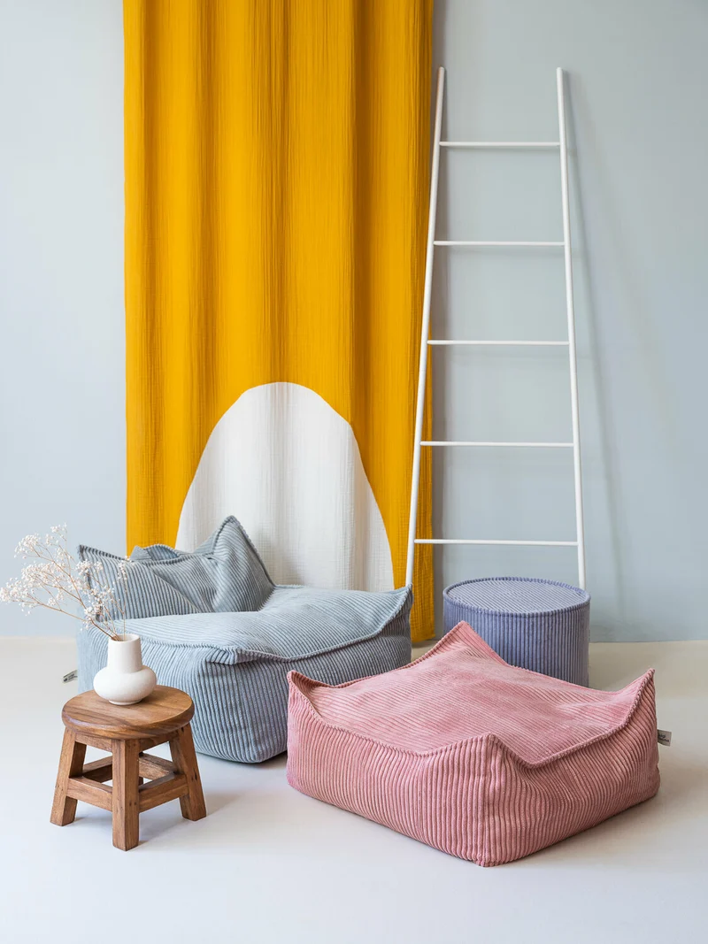Pouf carré en velours côtelé rose 60 x 60 cm - Wigiwama