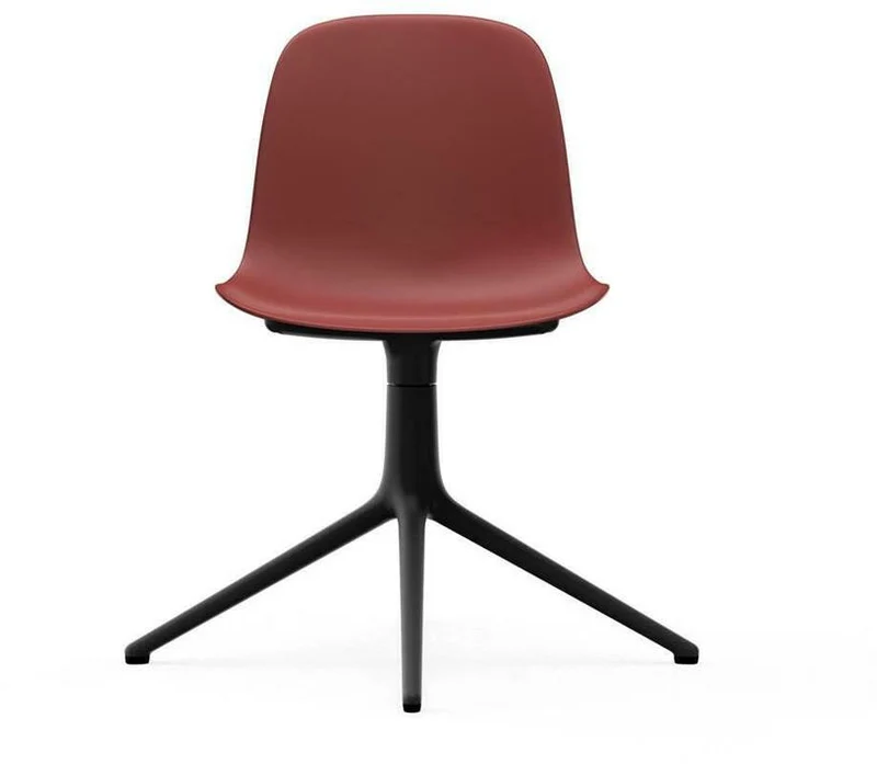 Chaise de bureau en polypropylène rouge et base noire Swivel 4L rouge - Normann Copenhagen