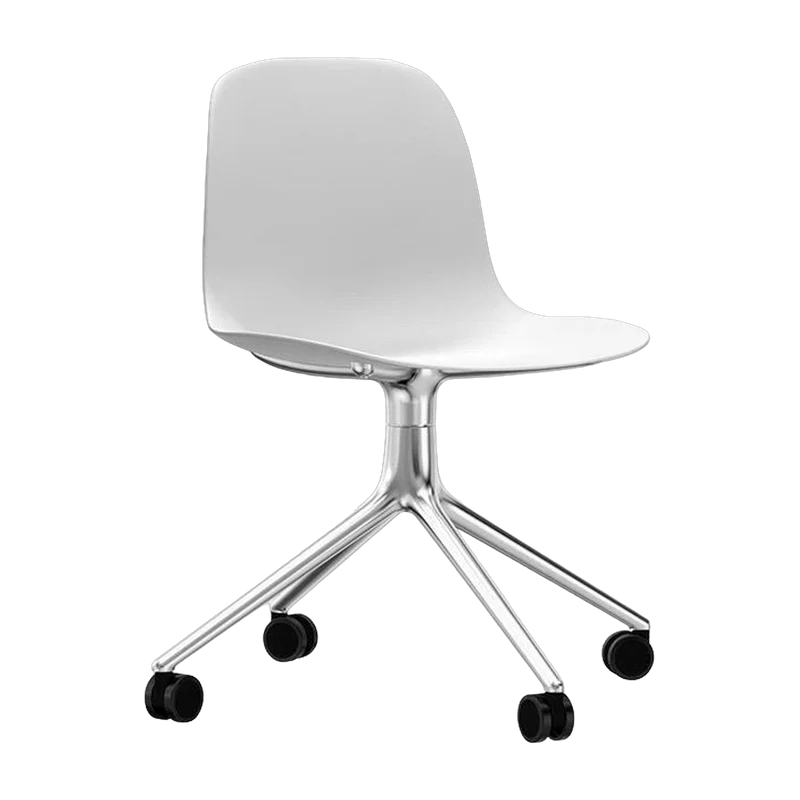 Chaise de bureau à roulettes en polypropylène blanche Swivel 4W blanc - Normann Copenhagen