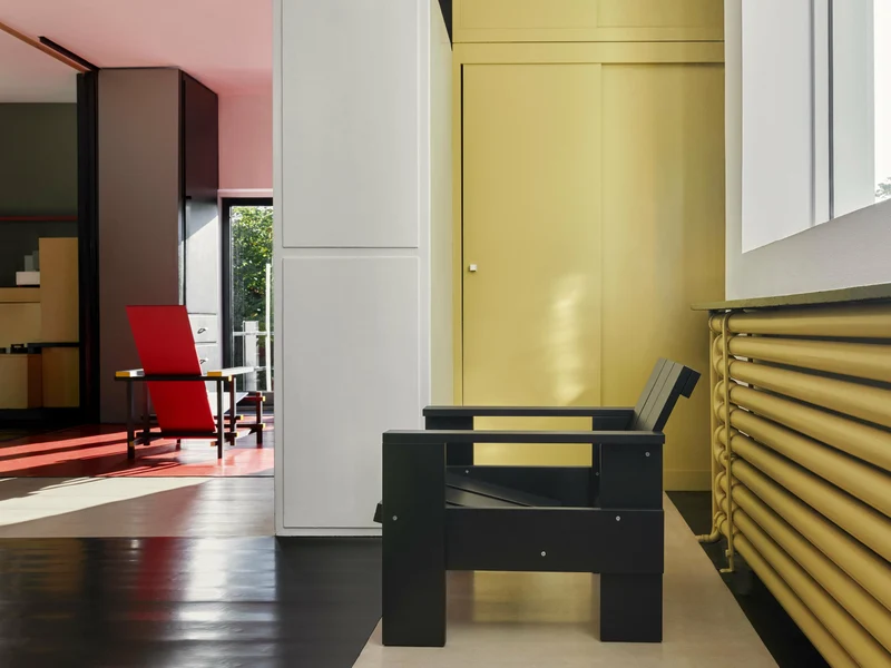 Chaise longue d'extérieur en pin noire Crate - Hay